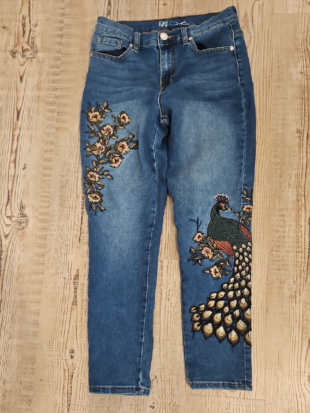 DG2 By Diane Gilman Blue Skinny Jeans with Embroidered Peacock